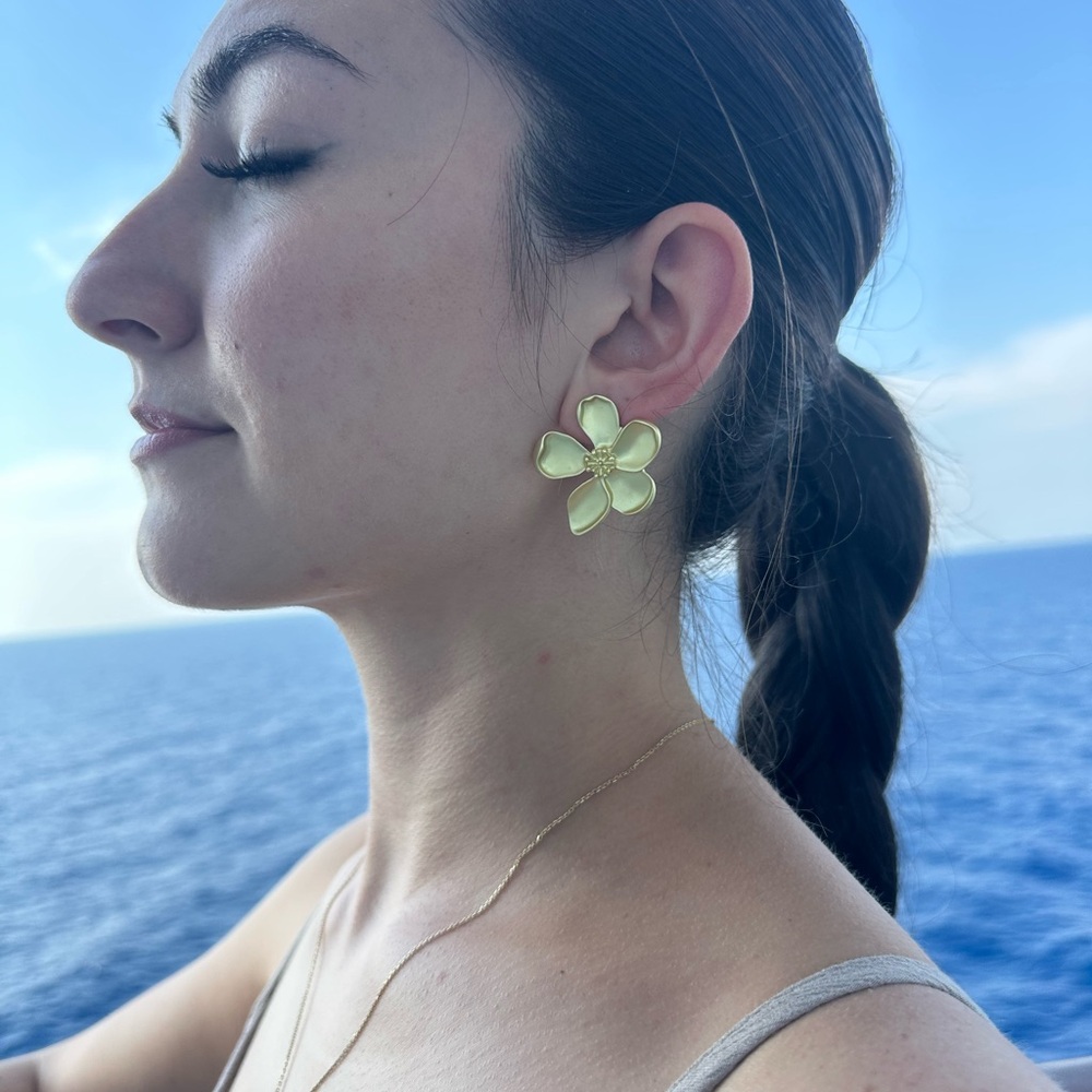Gold Flower Earrings